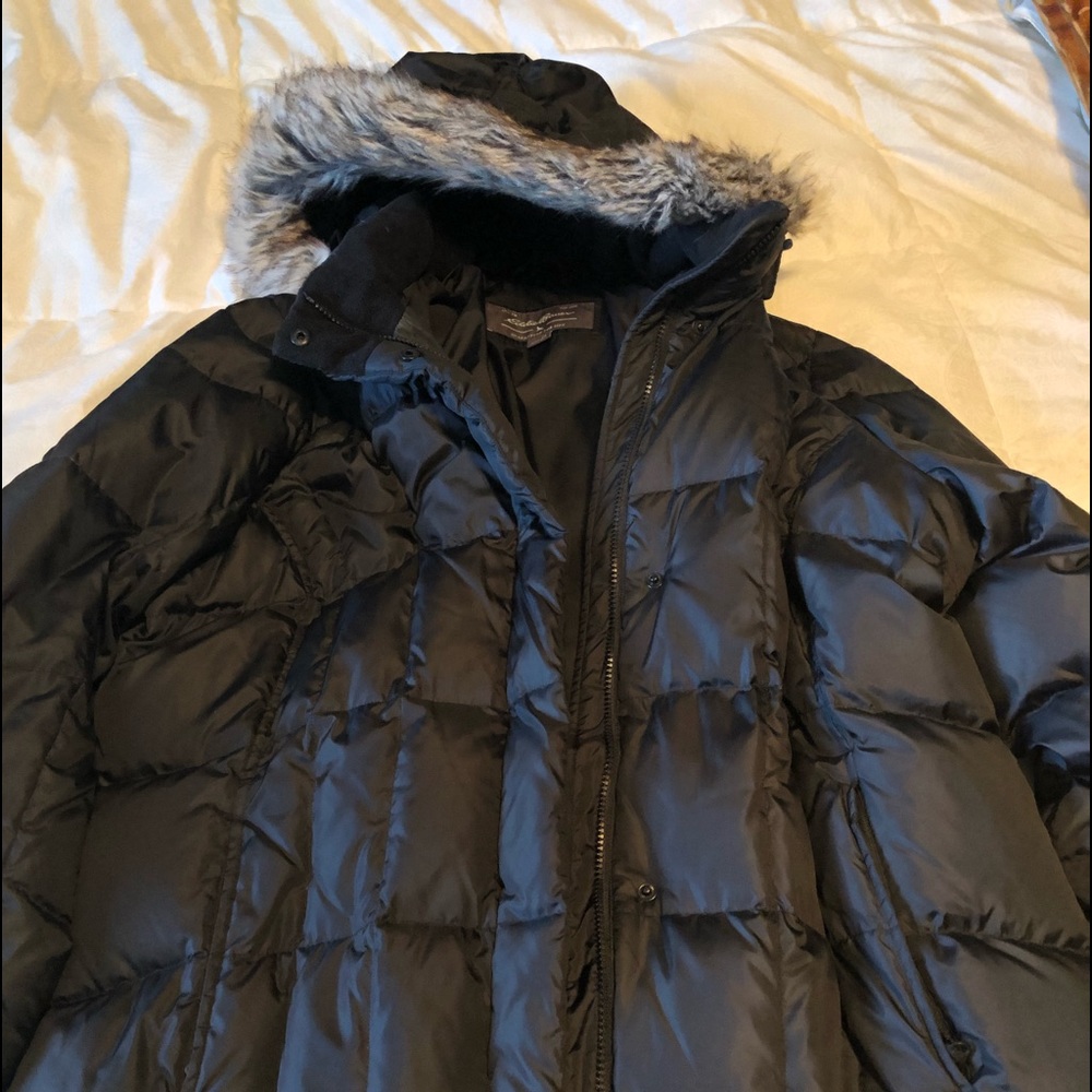 Eddie Bauer Lodge down parka